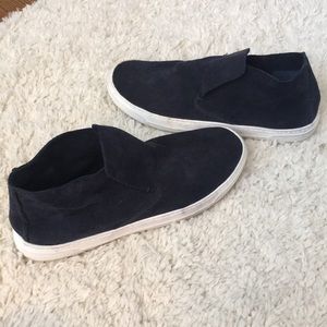 Navy shoes